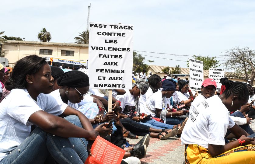 Au Sénégal des femmes manifestent contre le viol 