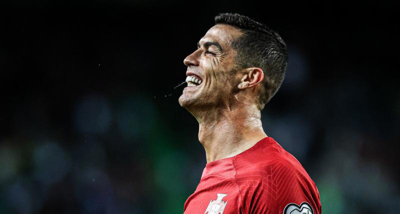 Cristiano Ronaldo semble heureux en Arabie Saoudite. Mais la rumeur le voit revenir en Europe. Selon 'Abendzeitung', Markus Schon, un entrepreneur allemand bien connu, a déclaré au Bayern qu'il paierait les frais de l'international portugais s'il signait avec le club allemand.