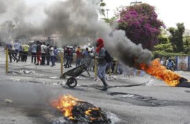 Le couvre-feu est prolongé dans la capitale haïtienne alors que la violence des gangs continue de s'intensifier