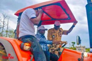 Faranah : le ministre Moussa Moïse Sylla lance la campagne agricole 2025