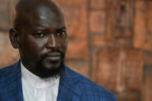 La junte guinéenne suspend trois grands partis politiques